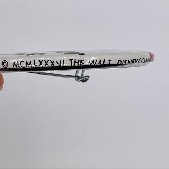 Vintage Disneyland Button Pin Happy Birthday Mickey Balloons 2” Park Flair Resor - Picture 3 of 5